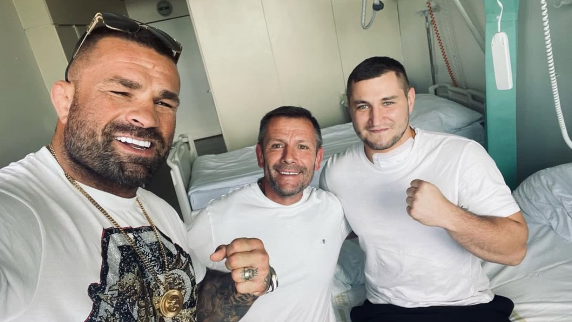 Zápasník všetko potvrdil emotívnym odkazom