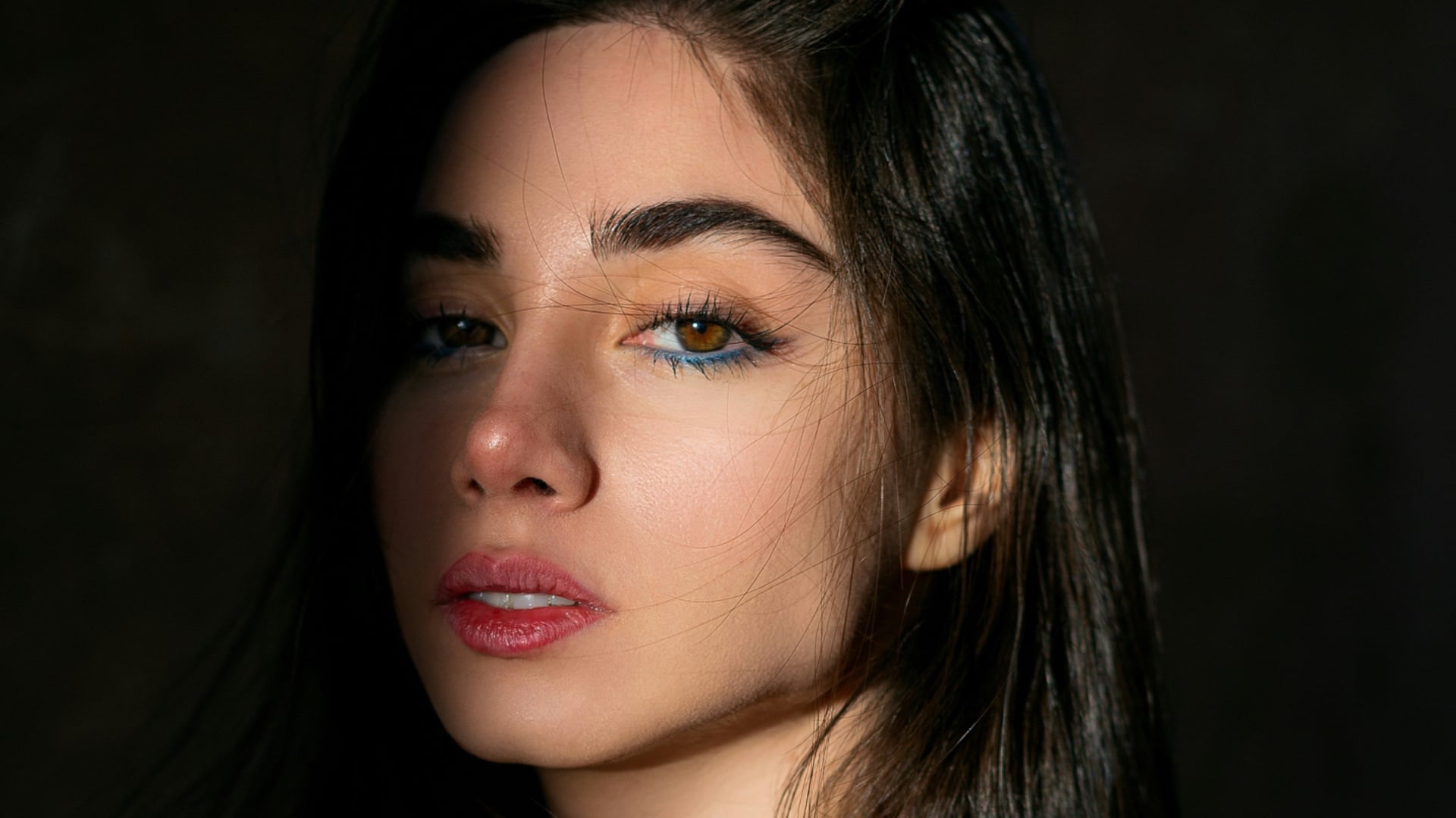 Denný horoskop - Levovi prinesú financie malé víťazstvo