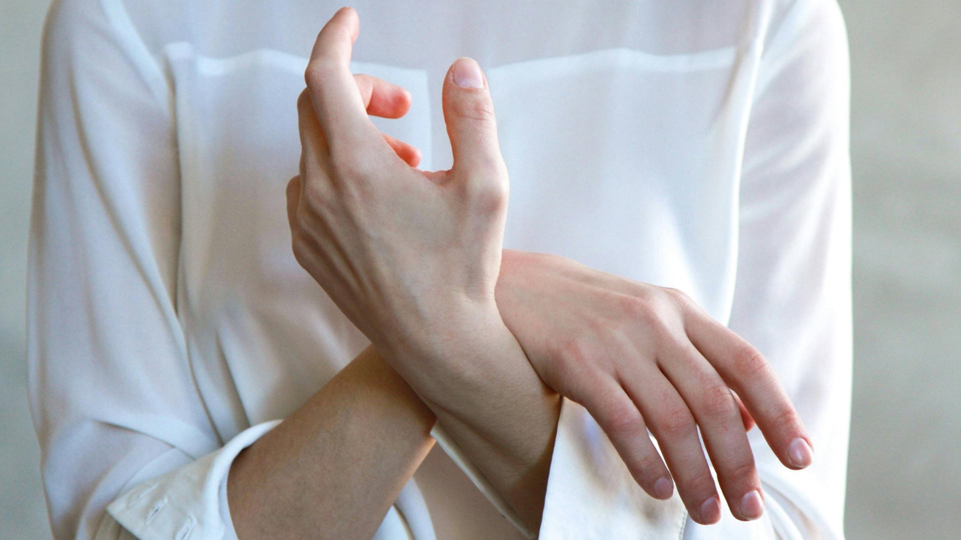 Máš na ruke písmeno? Tvoje čiary na dlani veštia výnimočný osud!