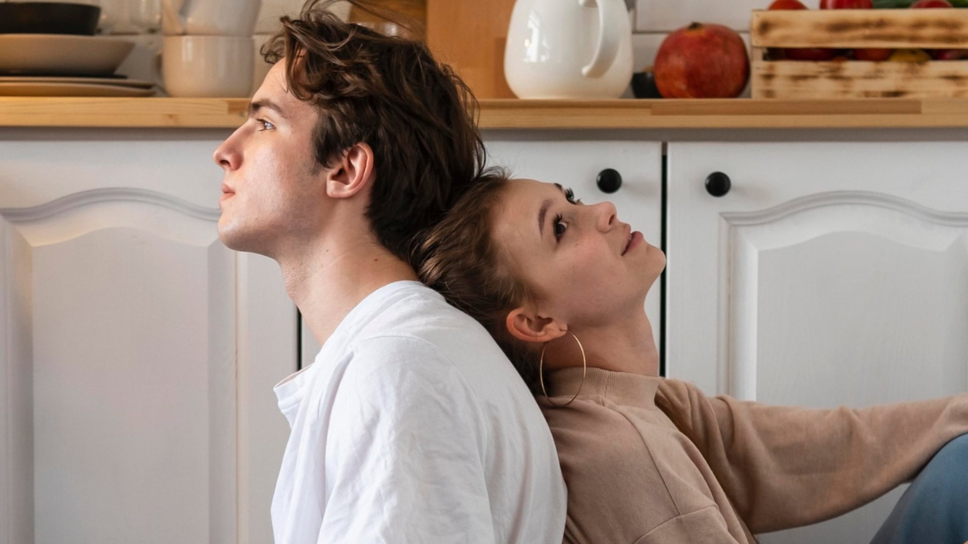 Koniec vzťahu? 5 znakov, že s tebou zostáva už len zo zvyku