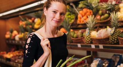 Ako ušetriť v supermarkete? 7 vecí, ktoré kupuješ kvôli marketingu