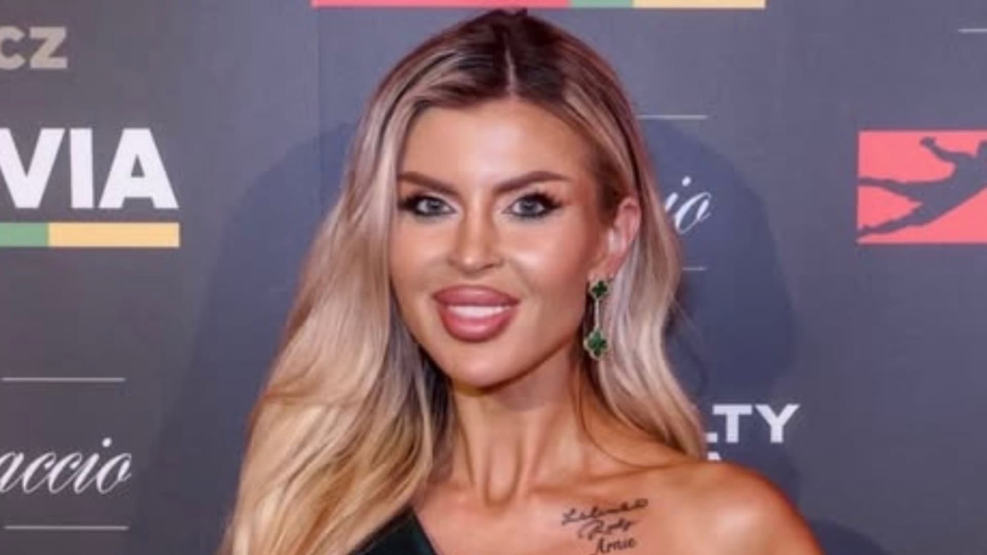 Lela Vémola pred rokmi a bez úprav