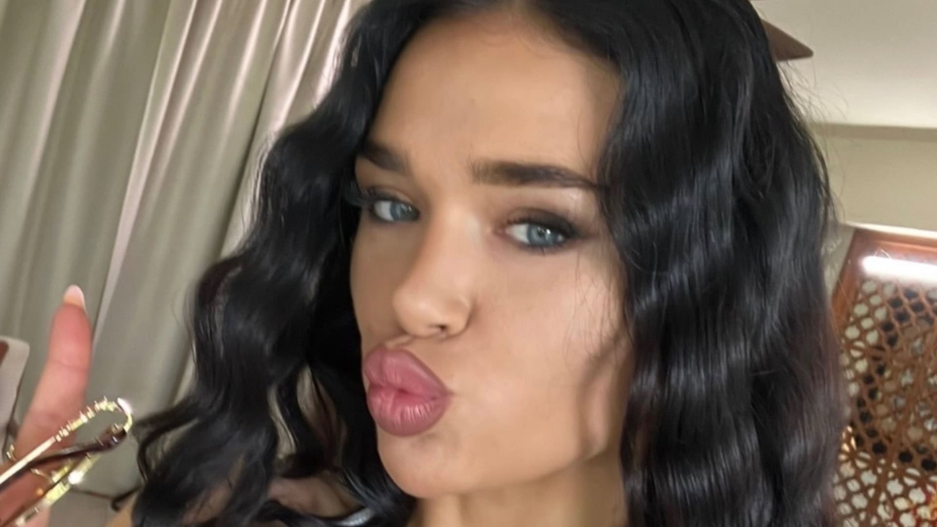 Mercedes zo šou Ruža pre nevestu