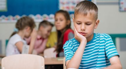 vyčlenenie z kolektívu