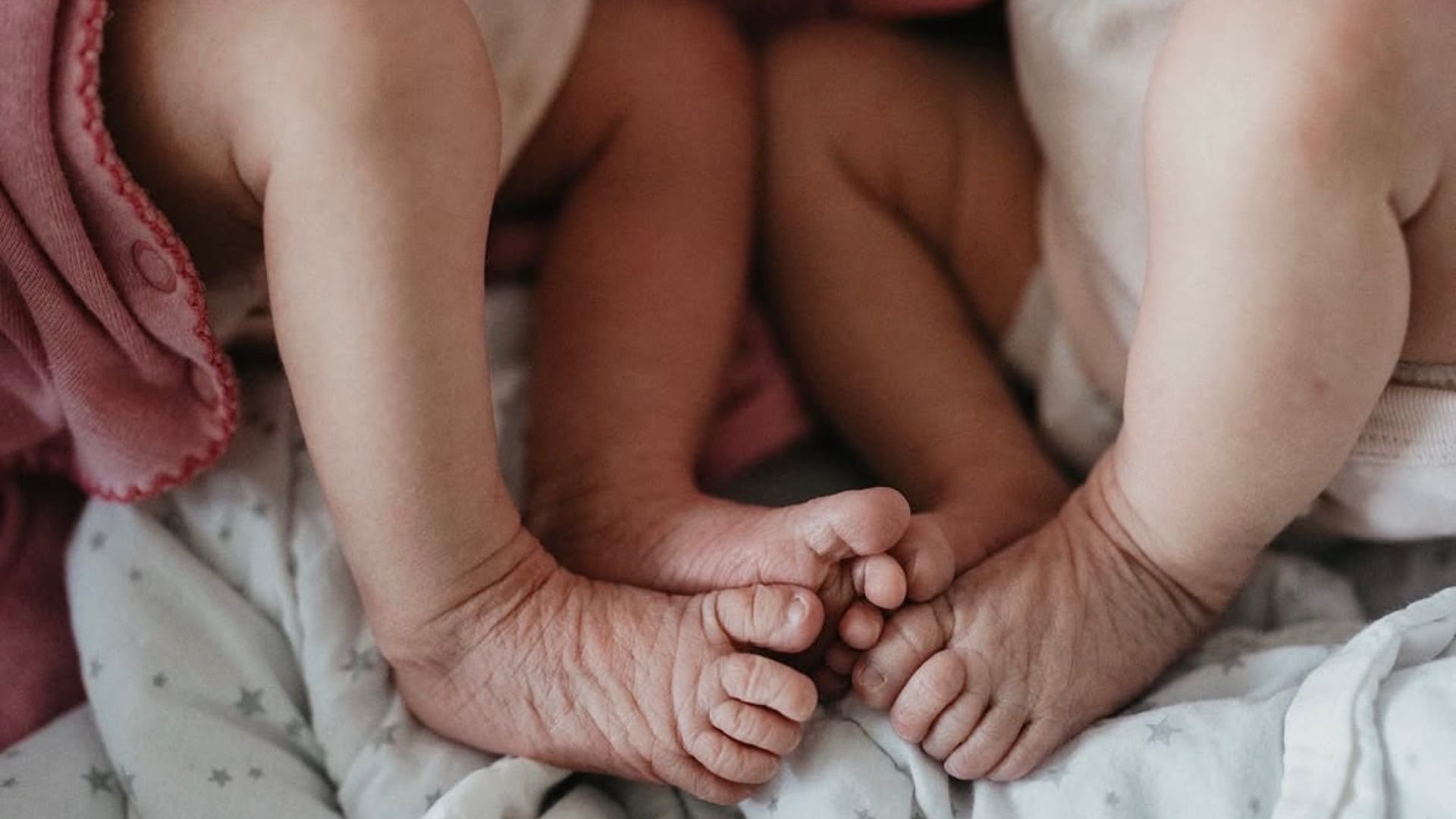 česká tenistka porodila dvojičky