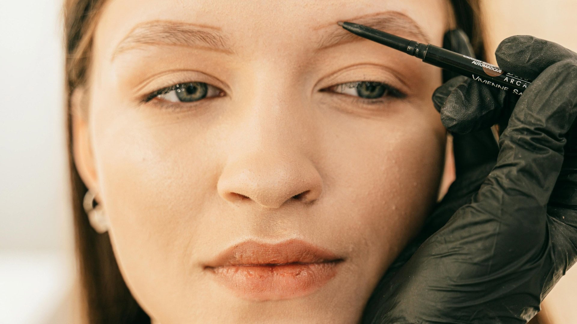 domáca laminácia obočia