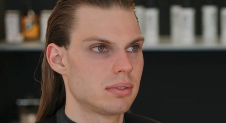 Klame Tomáš z Mama, ožeň ma?