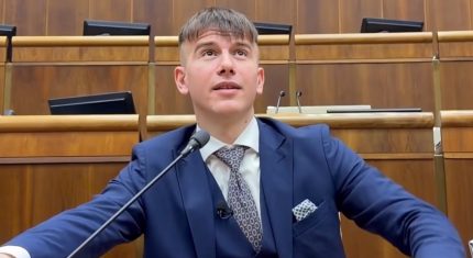 Oski Barami pod útokom herca z Dunaja