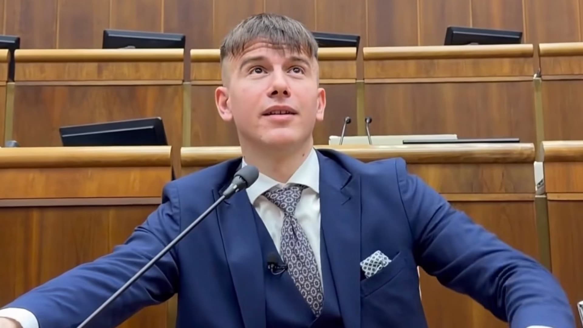 Oski Barami pod útokom herca z Dunaja