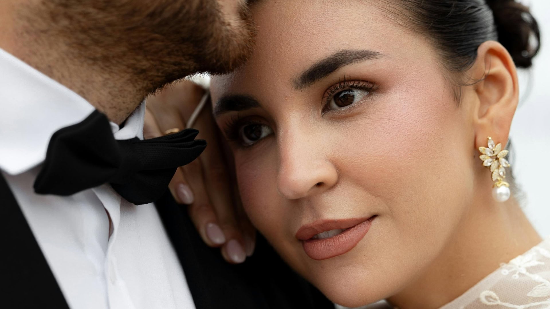 Znamenia a skoré manželstvo