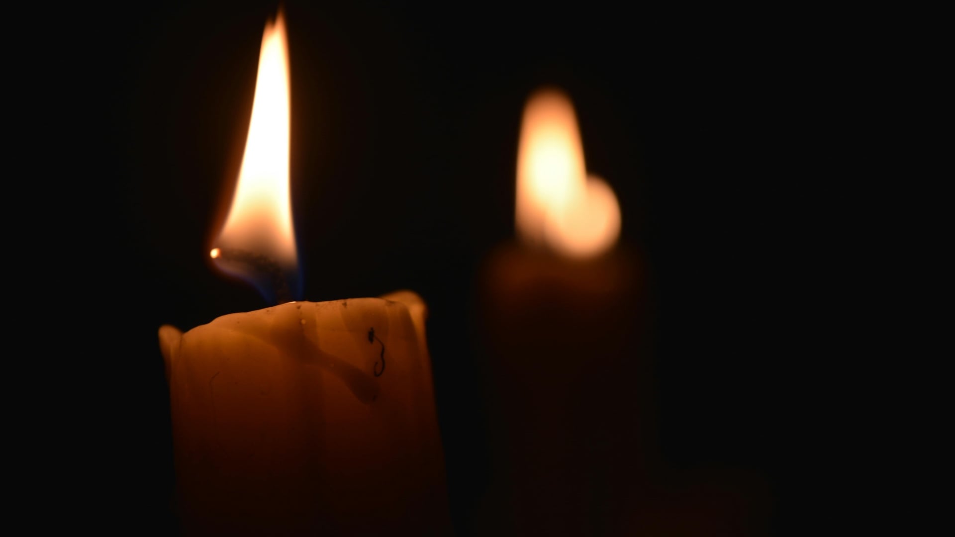 Zomrel český spevák