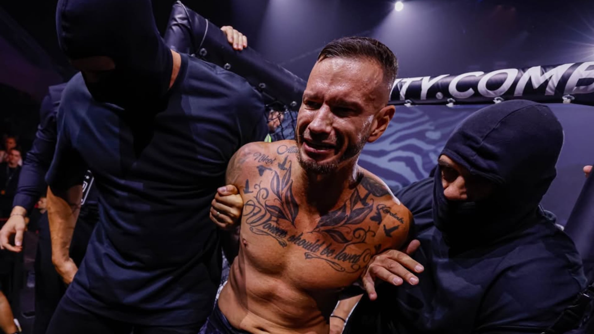 Falošná polícia na Celebrity Combat?