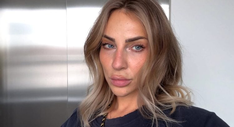 Rebi Hlavatá
