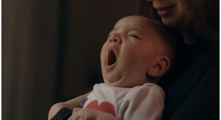 Kedy uložiť bábätko spať? Večierka sa v prvom roku mení viac, než by si čakala